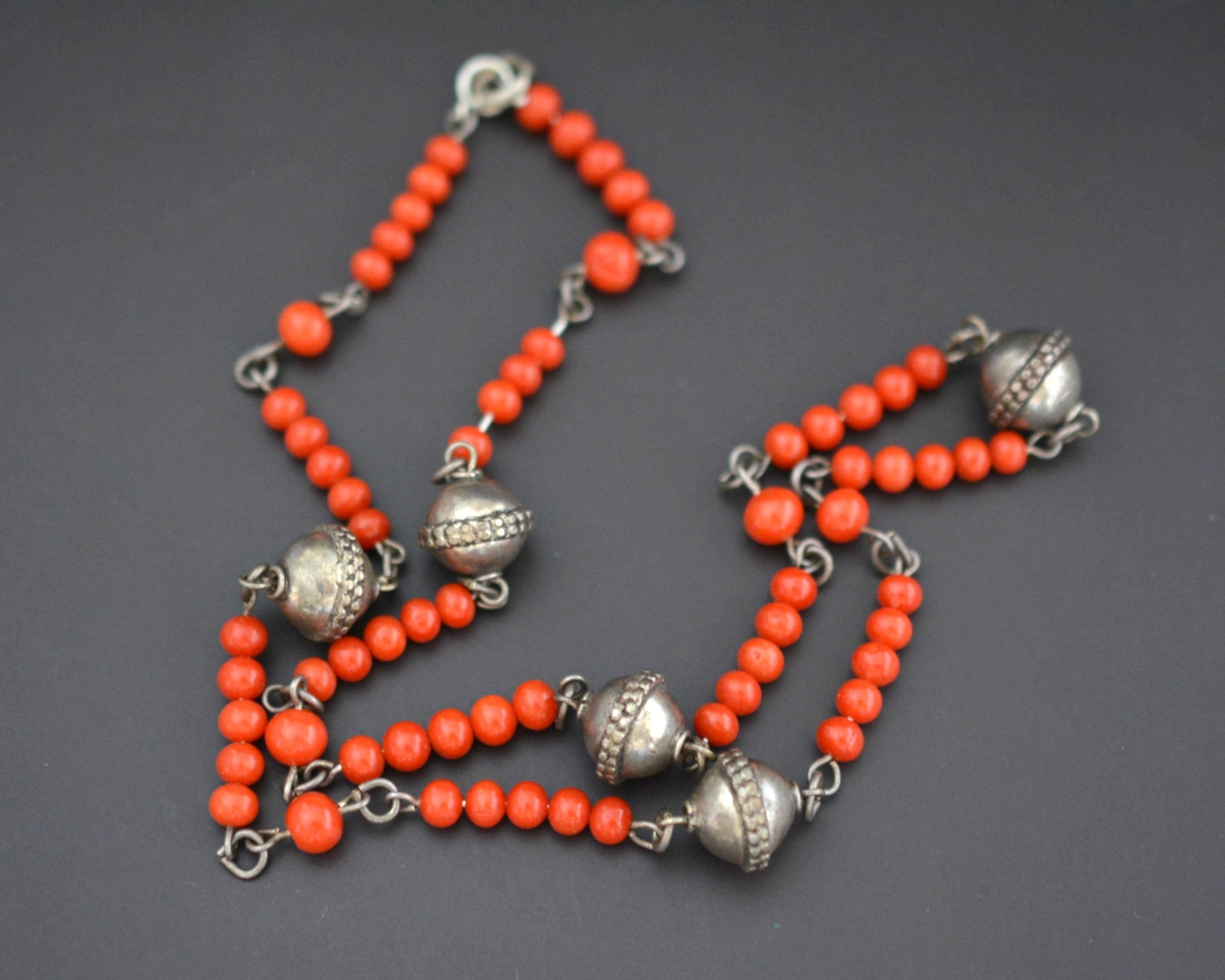 Ethnic Coral Silver Beads Necklace