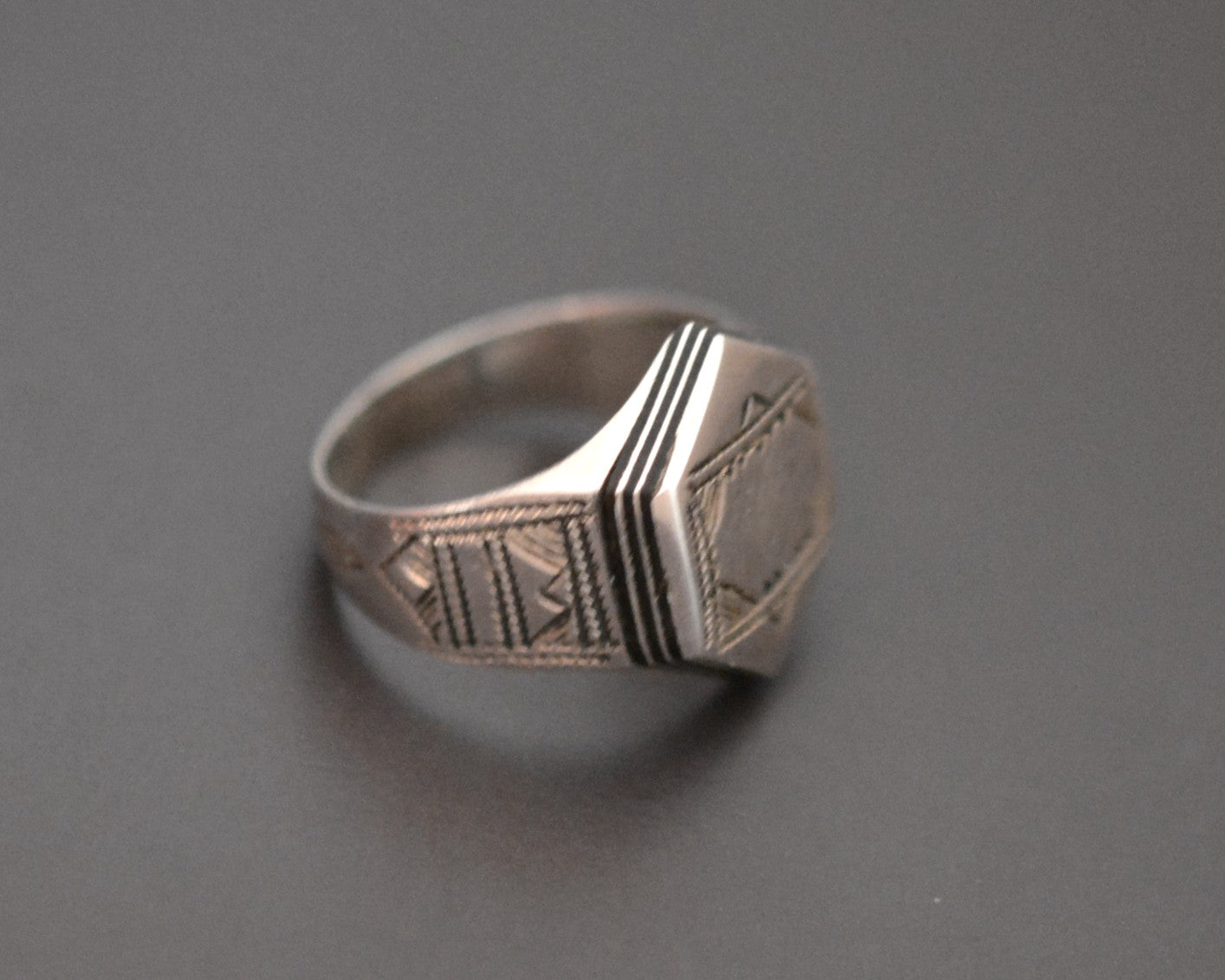 Tuareg Ring with Carvings and Ebony Inlay