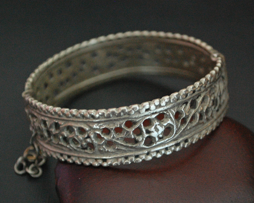 Yemeni Bedouin Hinged Silver Bracelet - Small