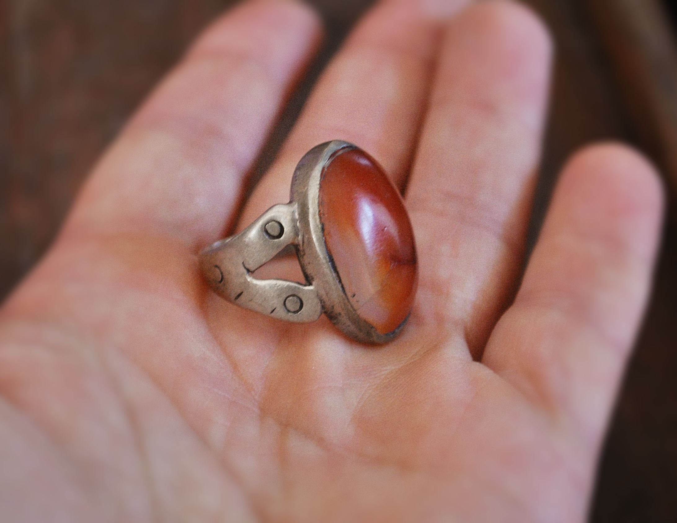 Old Afghani Agate Ring - Size 8.75