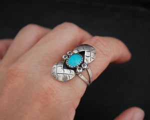 Native American Turquoise Ring - Size 7.5