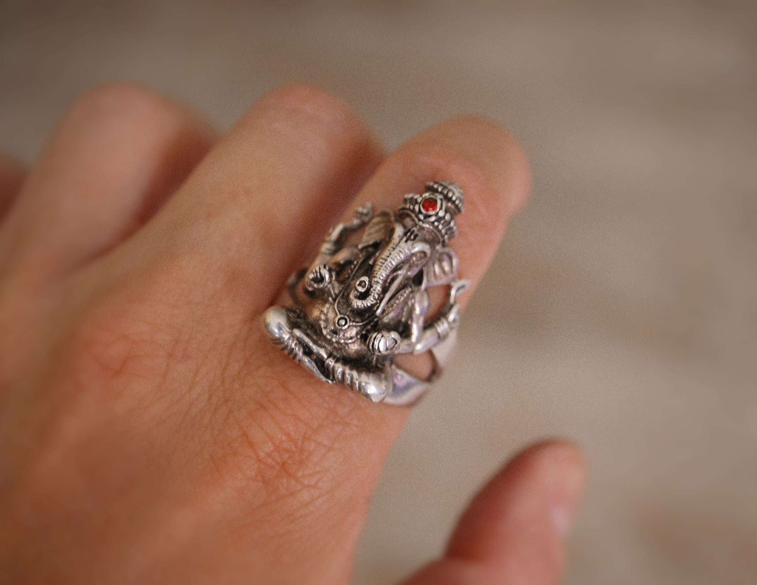 Silver Ganesha Floral Ring – GIVA Jewellery