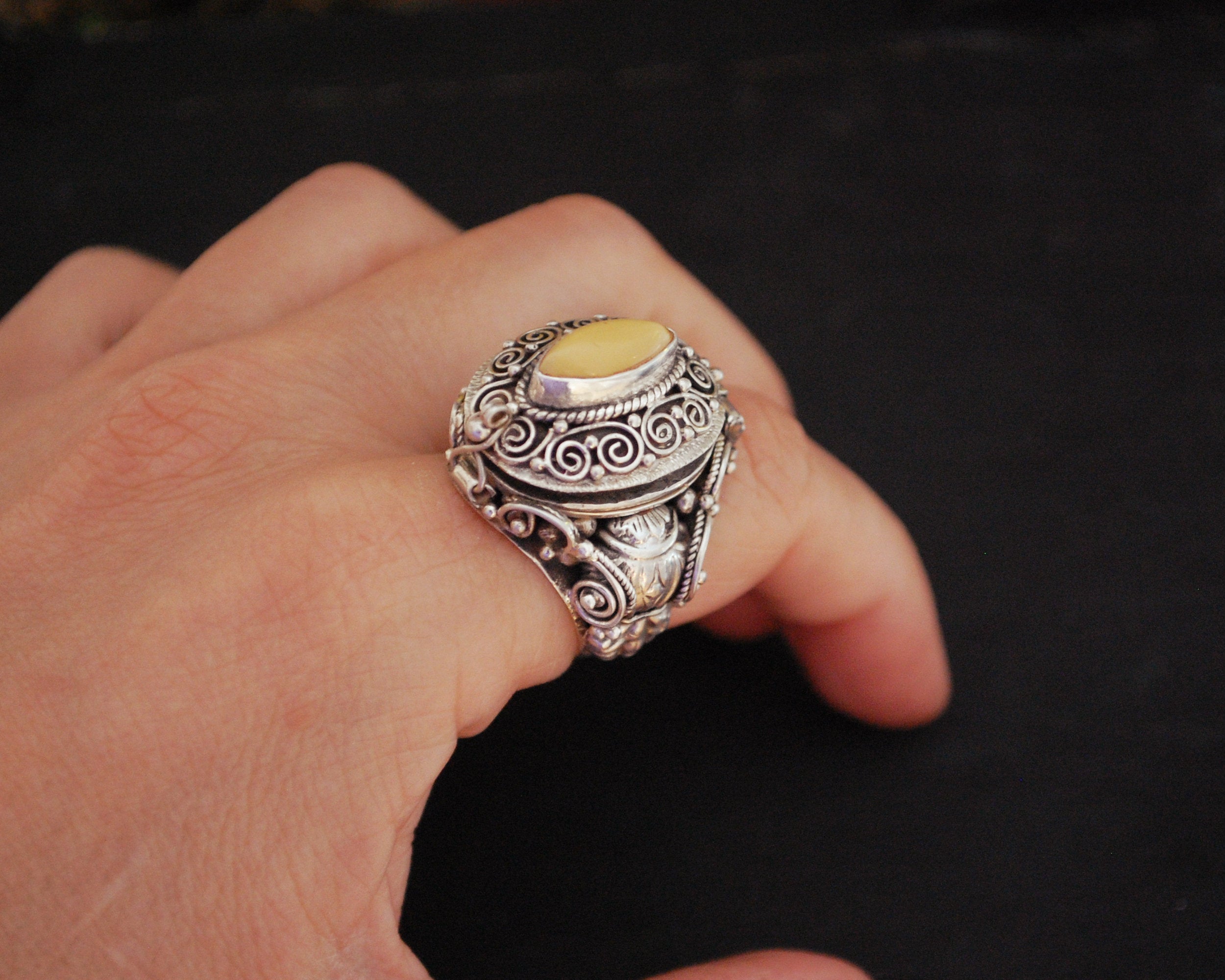 Ethnic Amber Poison Ring - Size 8.5+