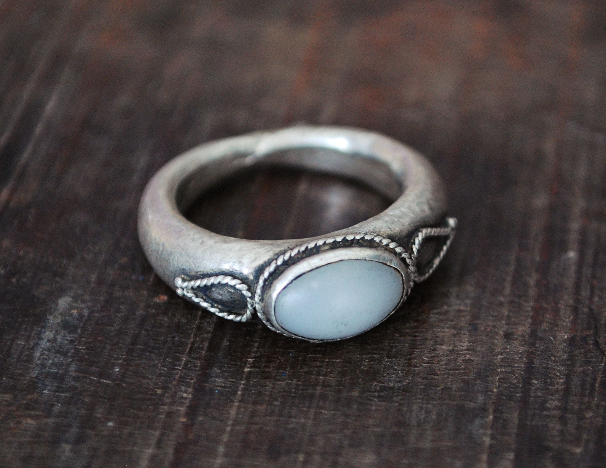 Afghani Ring with Marble Stone - Size 9