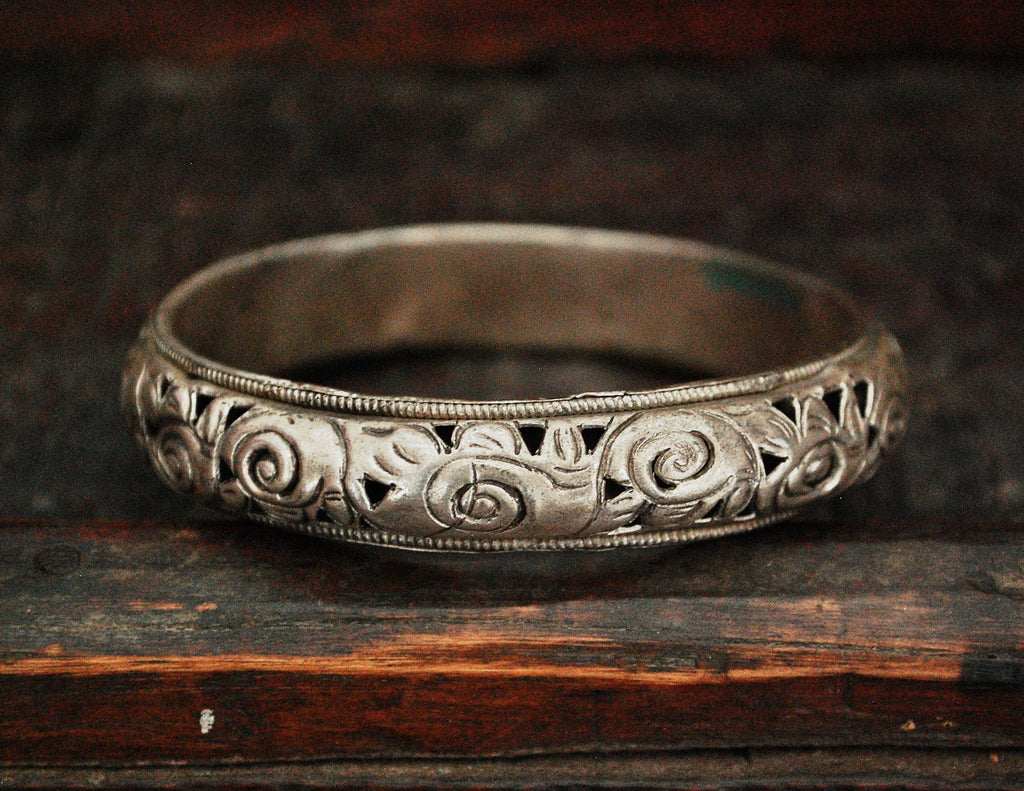 Antique Chinese Bangle Bracelet