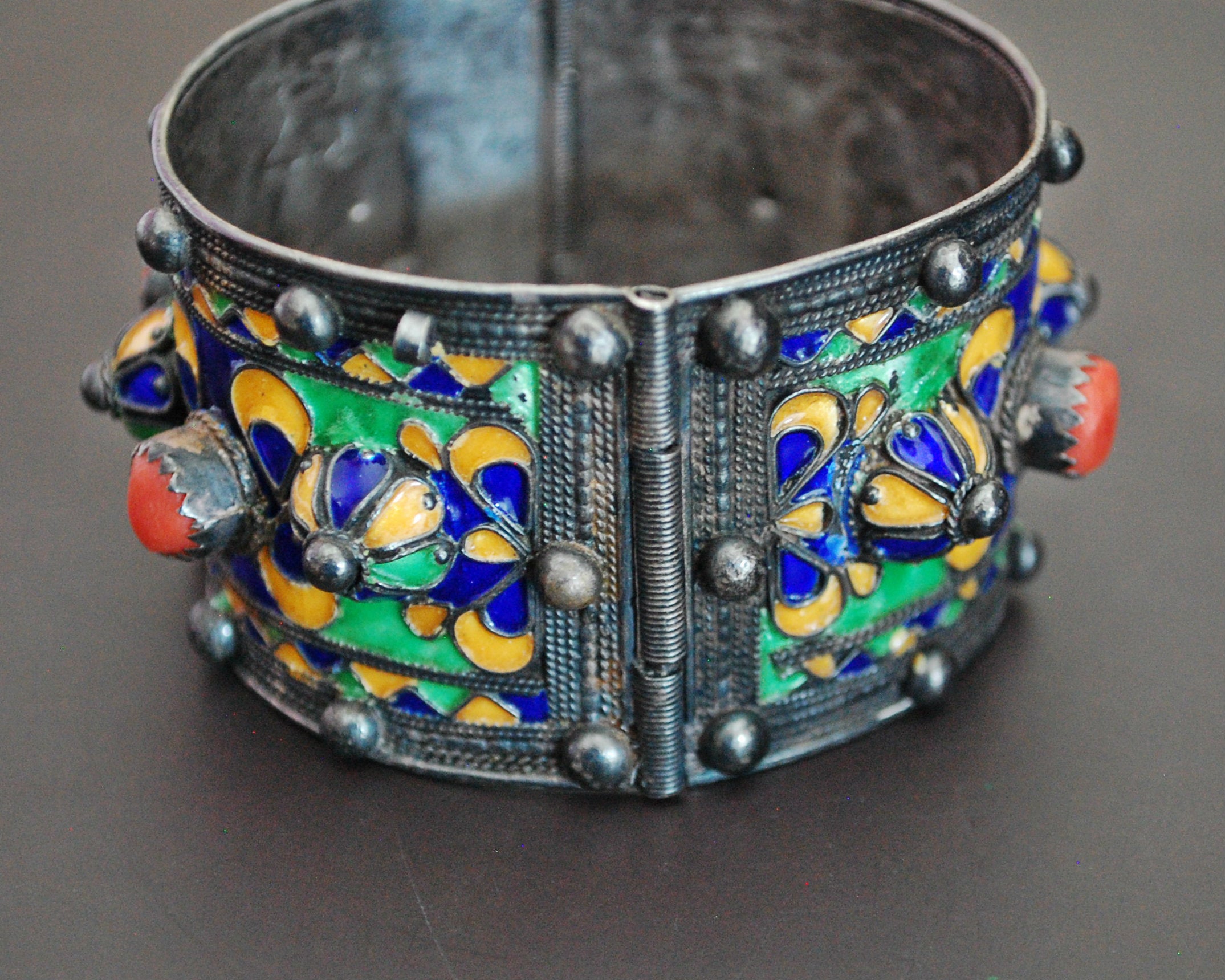Kabyle Rare Pair of Old Kabyle Bracelet / From Algeria, Great Kabylia / 925  Silver and Old Coral / Kabyle Jewelry / Béni-yéni Jewelry. - Etsy Norway