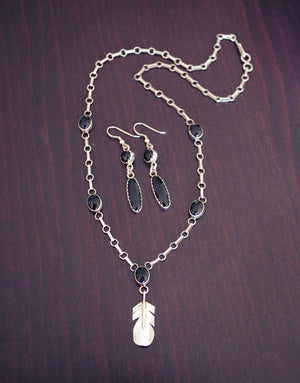 Native American Onyx Feather Necklace