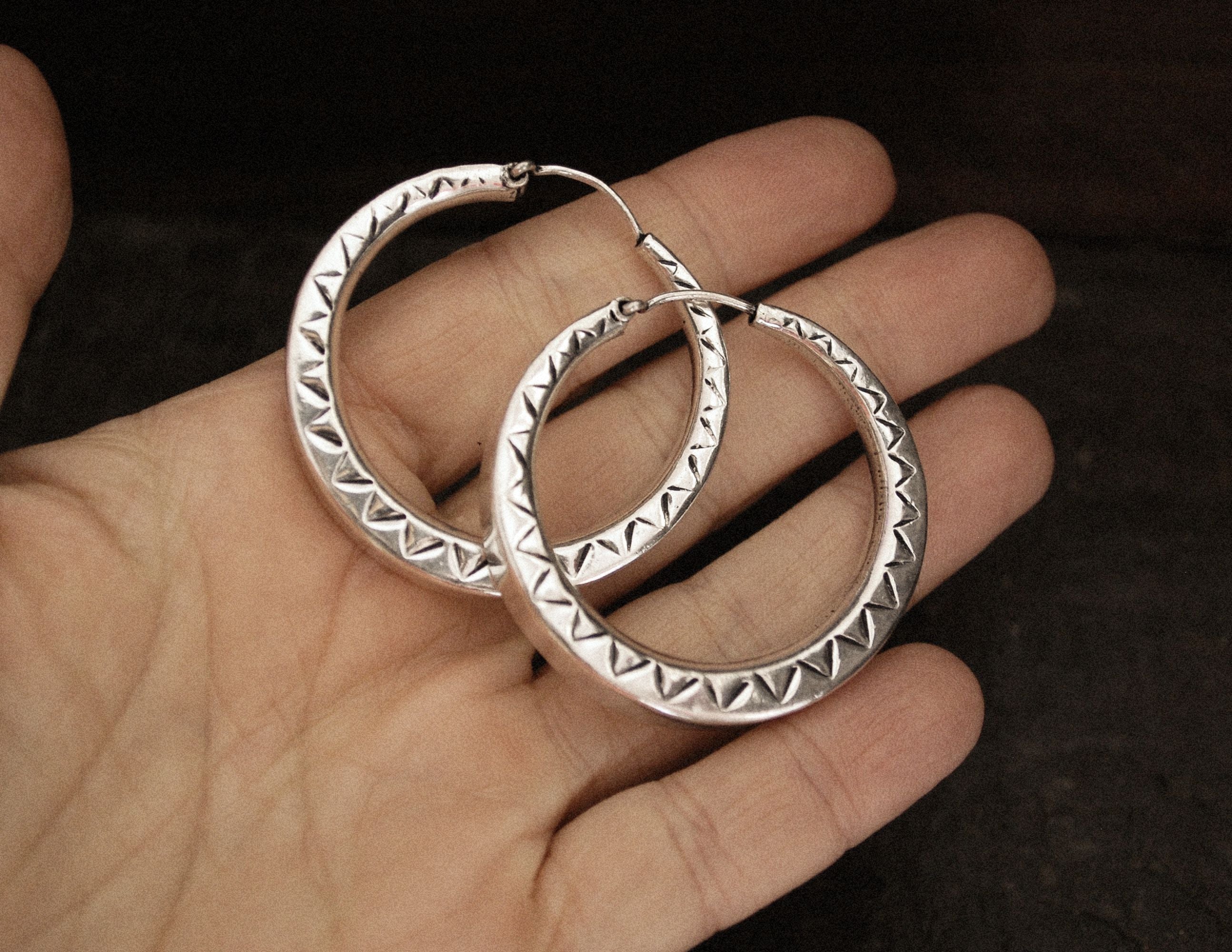 Ethnic Hoop Earrings with Zigzag - LARGE