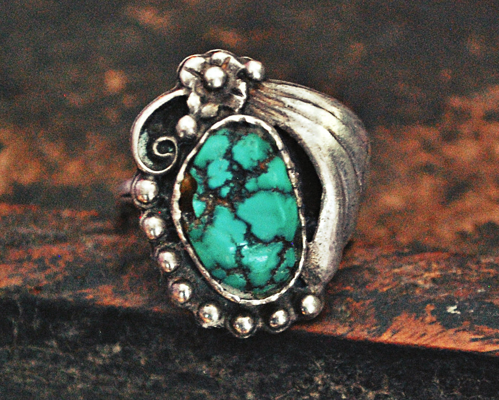 Navajo Turquoise Flower Ring - Size 5.25