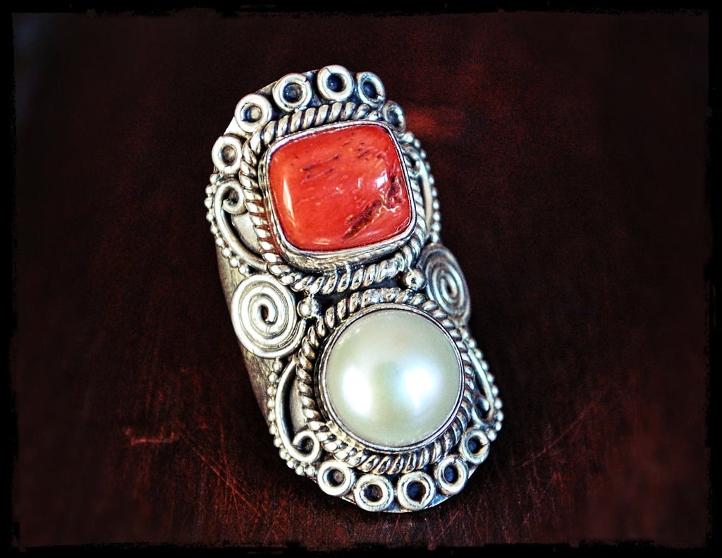 Vintage Nepalese Coral Pearl Ring - Size 7.5