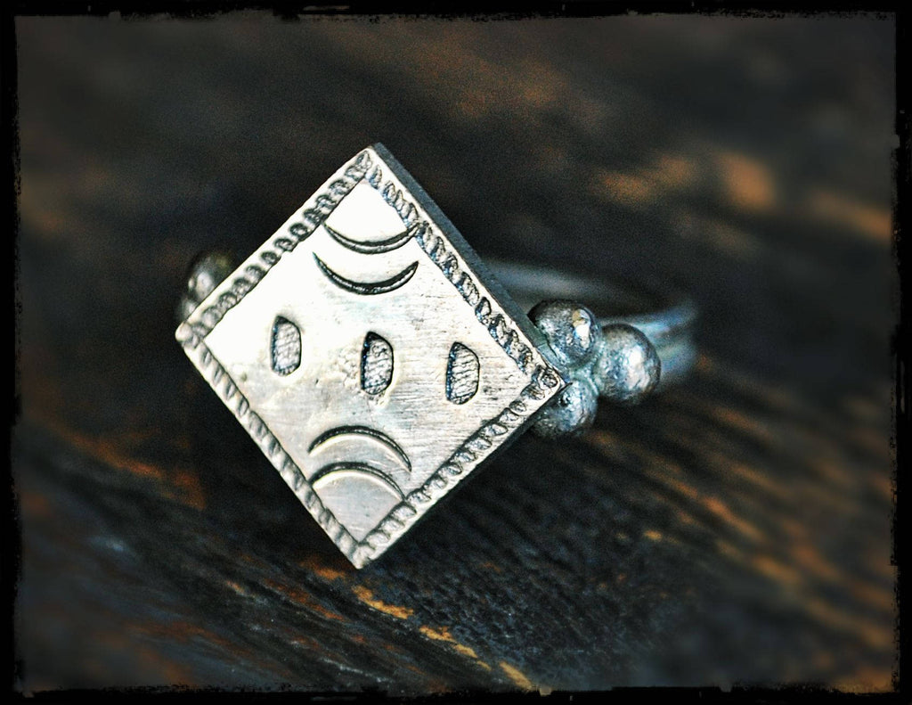 African Sarakole Ring from Mali - Size 8.5