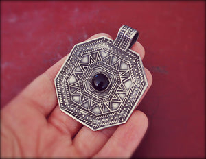 Egypt Pendant with Onyx