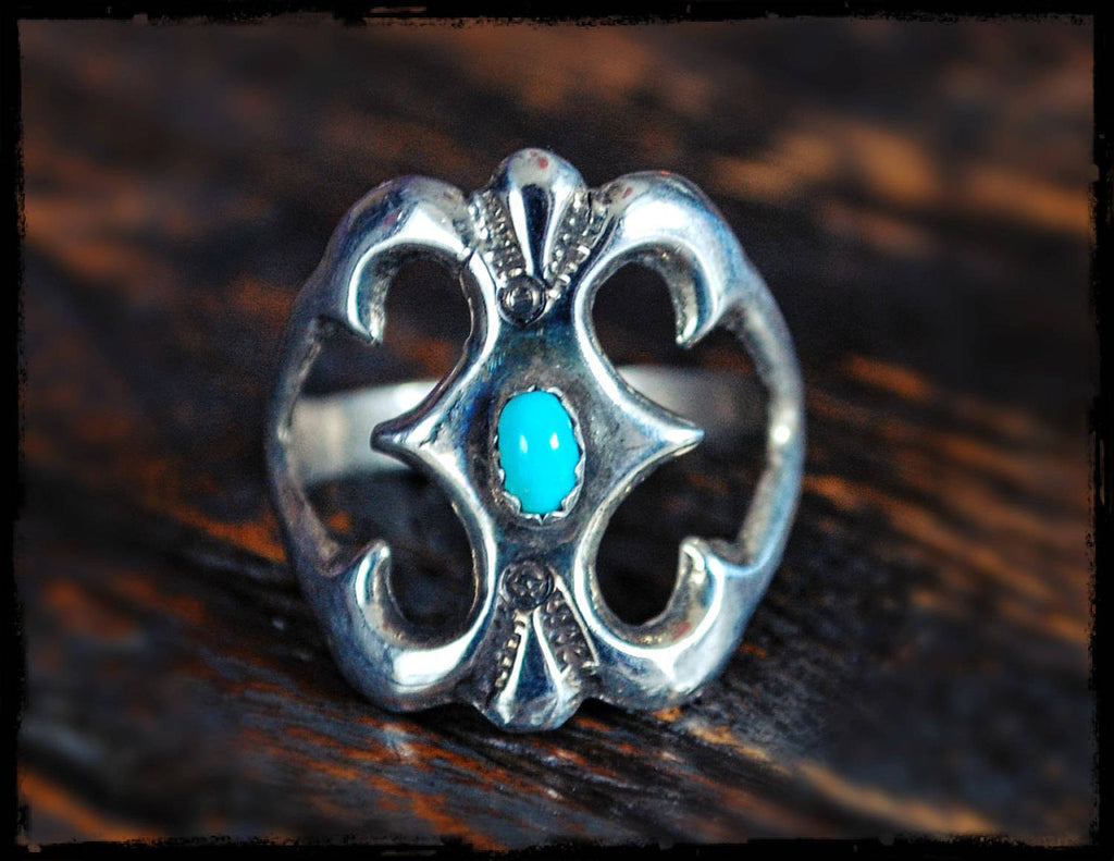 Navajo Native American Sandcast Ring with Turquoise - Size 9.5