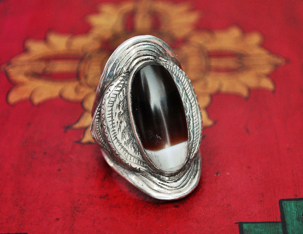 Huge Tibetan Dzi Ring - Size 11 - Dzi Bead Jewelry - Tibetan Ring - Ethnic Ring - Dzi Beads