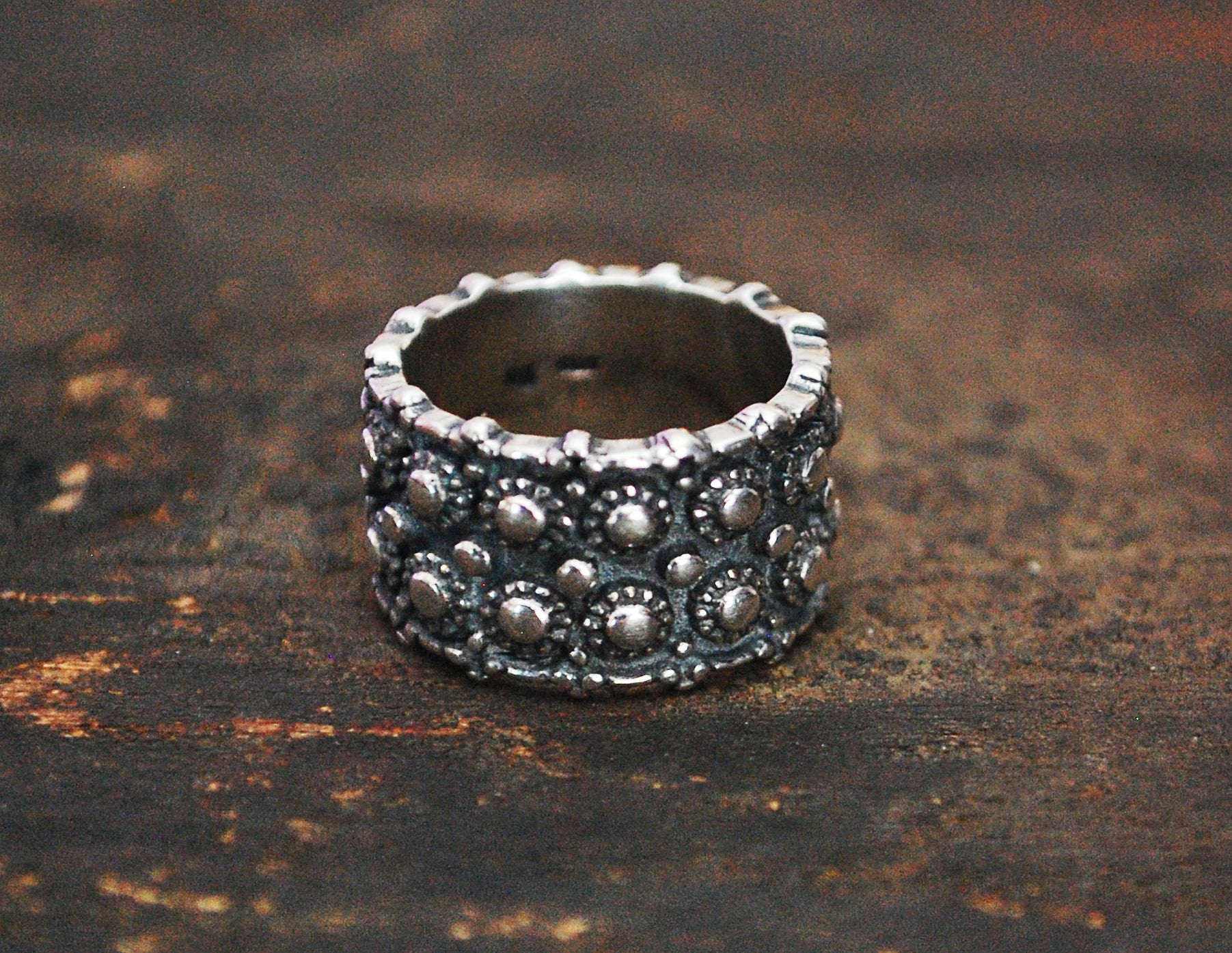 Ethnic Band Ring - Size 5.5