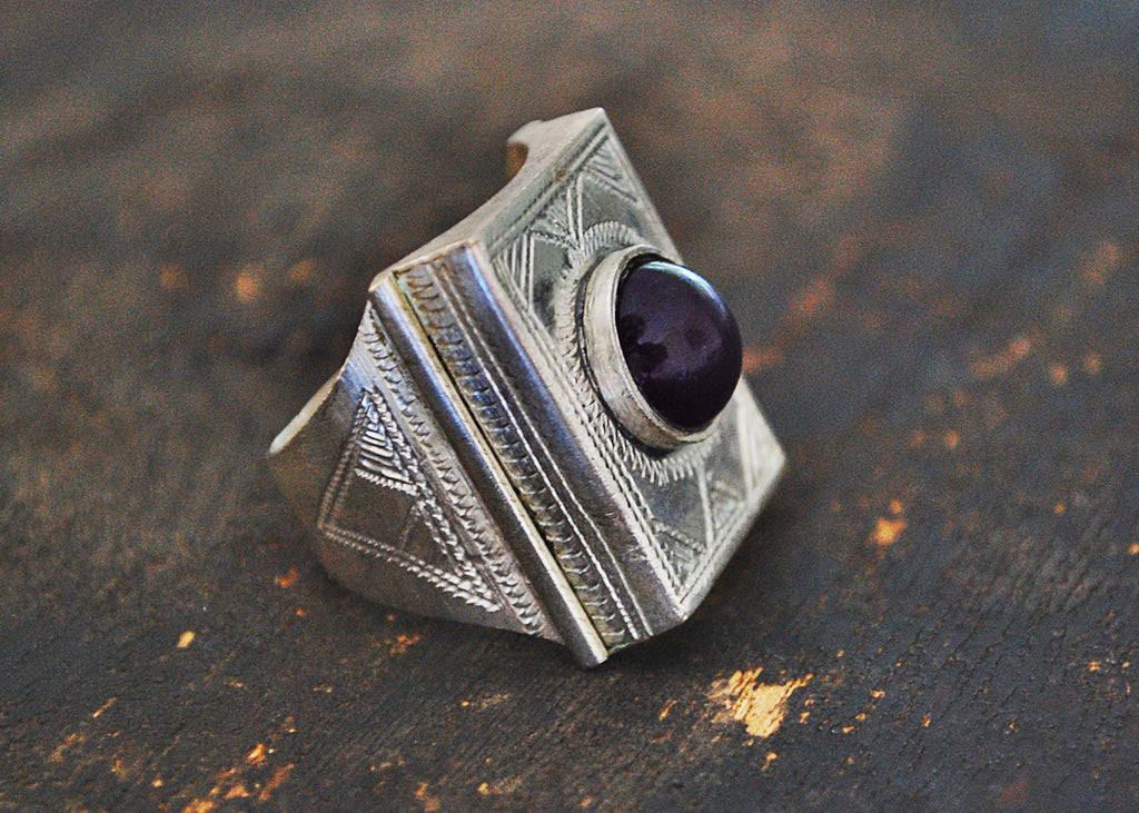 Tuareg Silver Ring with Glass - Size 10 - Tuareg Jewelry